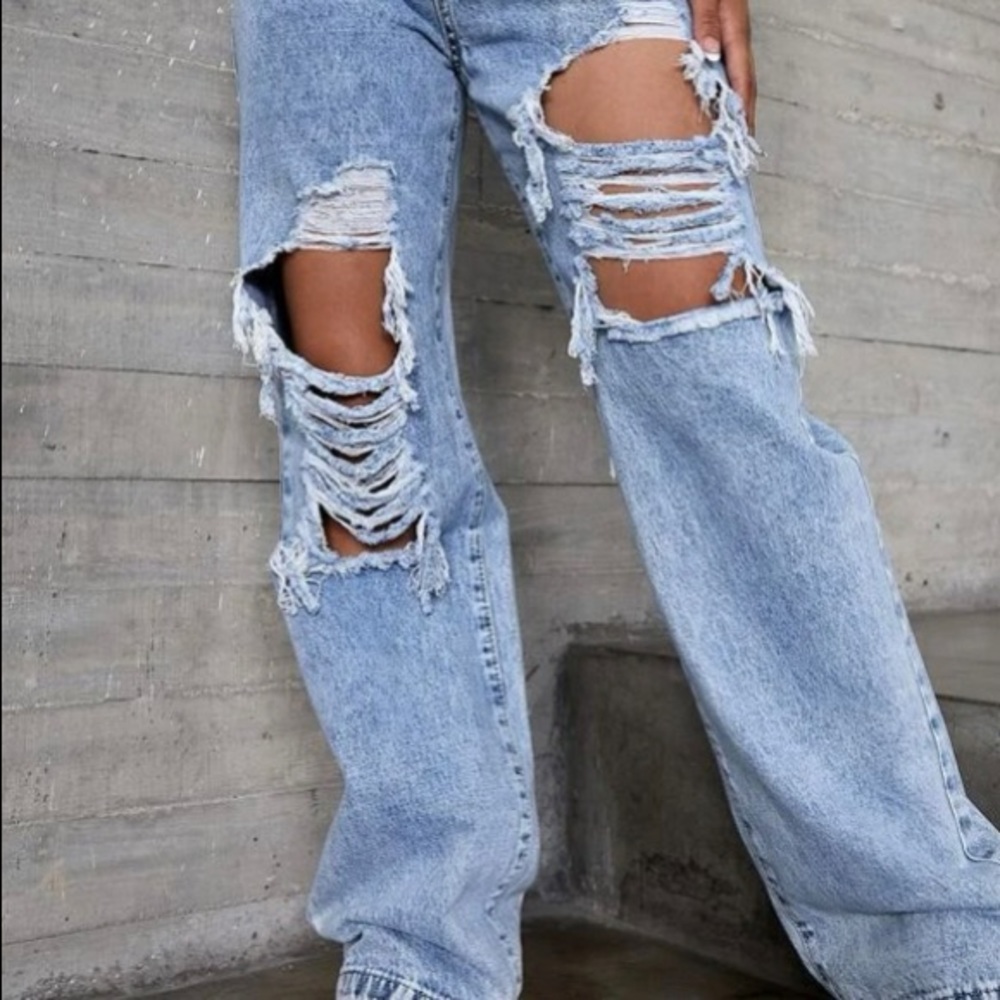 High waisted ripped jeans (SHEIN) size 4